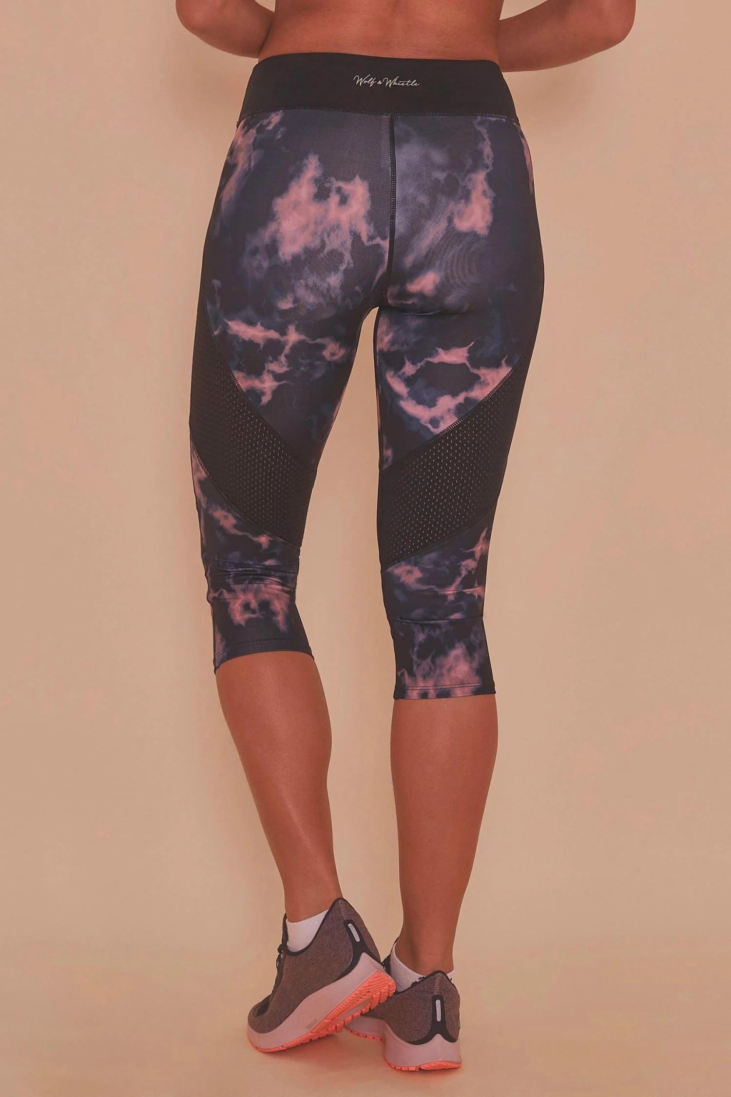 Hot Sale 👏 Wolf & Whistle Dark Marble Cropped Leggings 👍 2 Wolf & Whistle Dark Marble Cropped Leggings