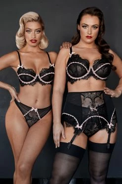 Kiss Me Deadly New In Bras Caresse Black Lace Bra