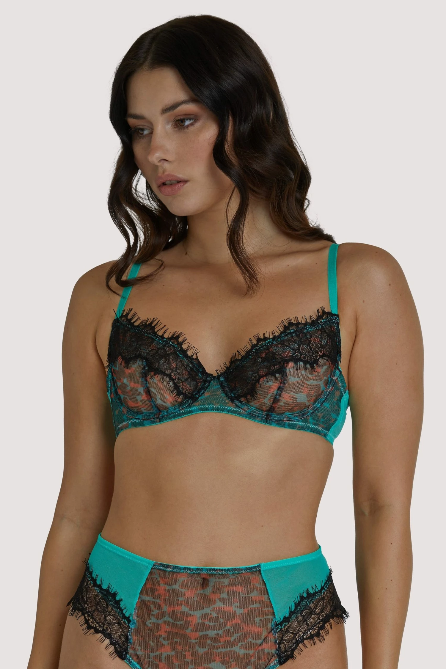 Discount 🌟 Regalia Harlow Leopard Plunge Bra 🌟 1 Regalia Harlow Leopard Plunge Bra