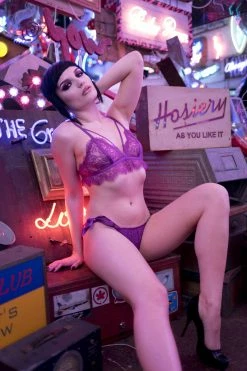 Peek & Beau Outlet Bryn Purple Lace Frill Brief