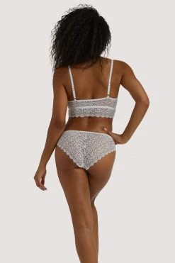 Brand new ✨ Wolf & Whistle Ariana Ivory Everyday Lace Brief Knickers ✔️ 10 Wolf & Whistle Ariana Ivory Everyday Lace Brief Knickers