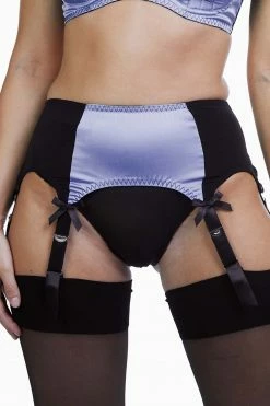 Bettie Page Lingerie Suspenders Lilac Classic 6 Strap Suspender Belt
