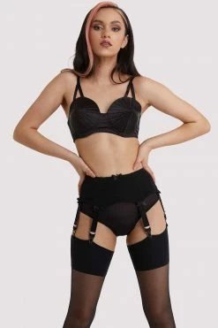 Kiss Me Deadly Suspenders Retro Classics Boned 6-Strap Suspender Belt