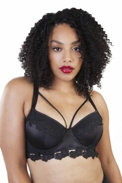 Playful Promises Curve Exclusive Bras Blythe Applique Bra