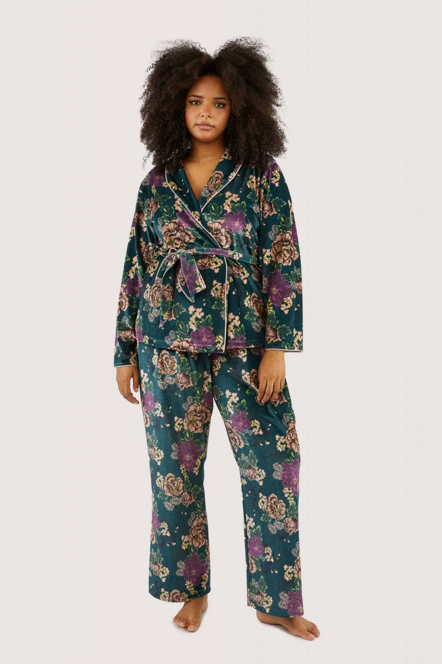 Outlet 🛒 Playful Promises Printed Velvet PJ Set 🤩 7 Playful Promises Printed Velvet PJ Set