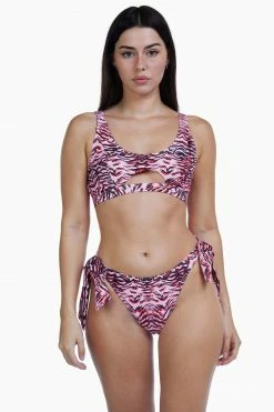 New ⌛ Luxe Palm Crop Cut Out 👙 Bikini Top ⌛ 15 Luxe Palm Crop Cut Out Bikini Top