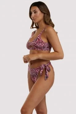 New ⌛ Luxe Palm Crop Cut Out 👙 Bikini Top ⌛ 14 Luxe Palm Crop Cut Out Bikini Top