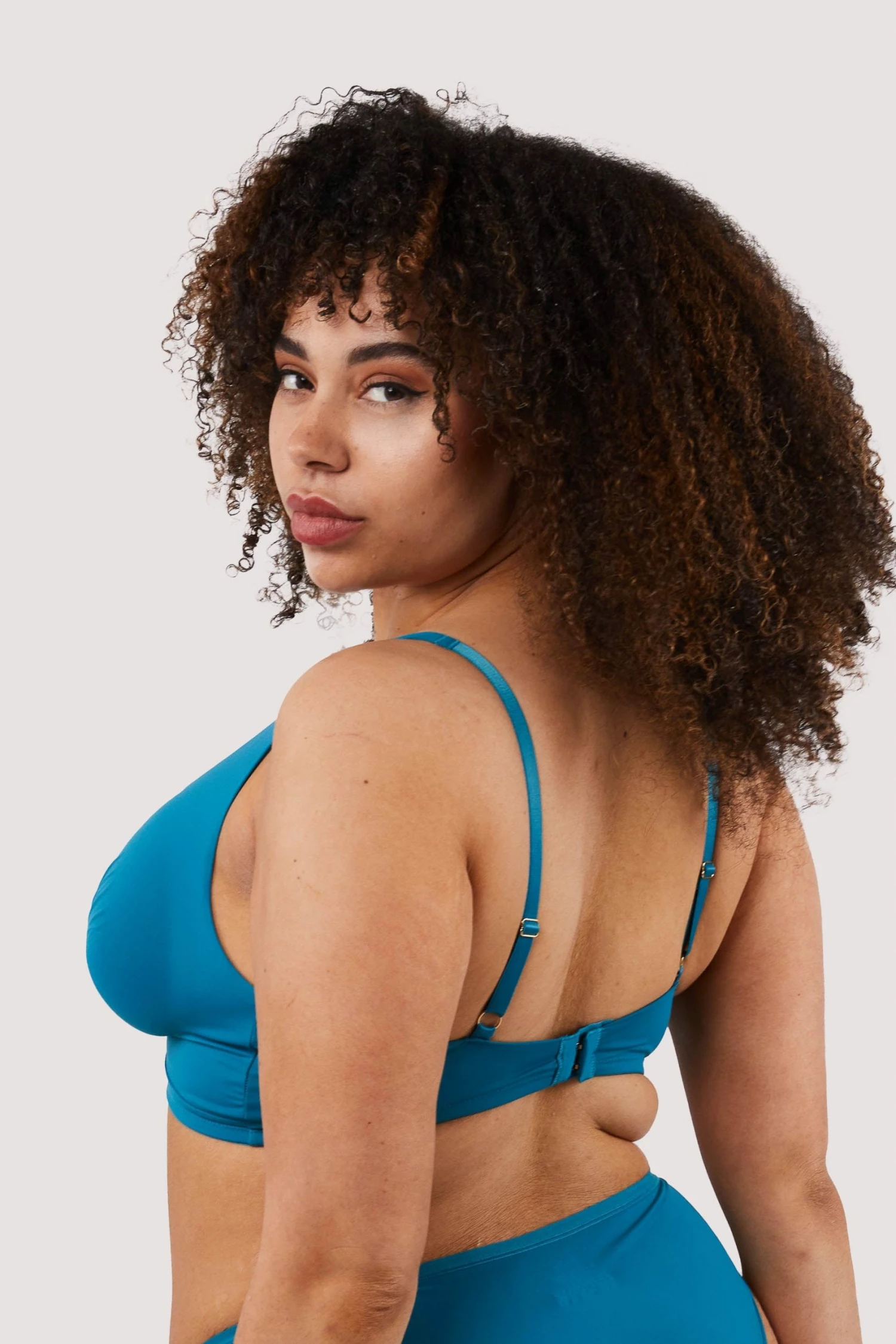 Outlet 🎁 Deja Day Second Skin Teal Recycled Crop Top Bra ✔️ 7 Deja Day Second Skin Teal Recycled Crop Top Bra