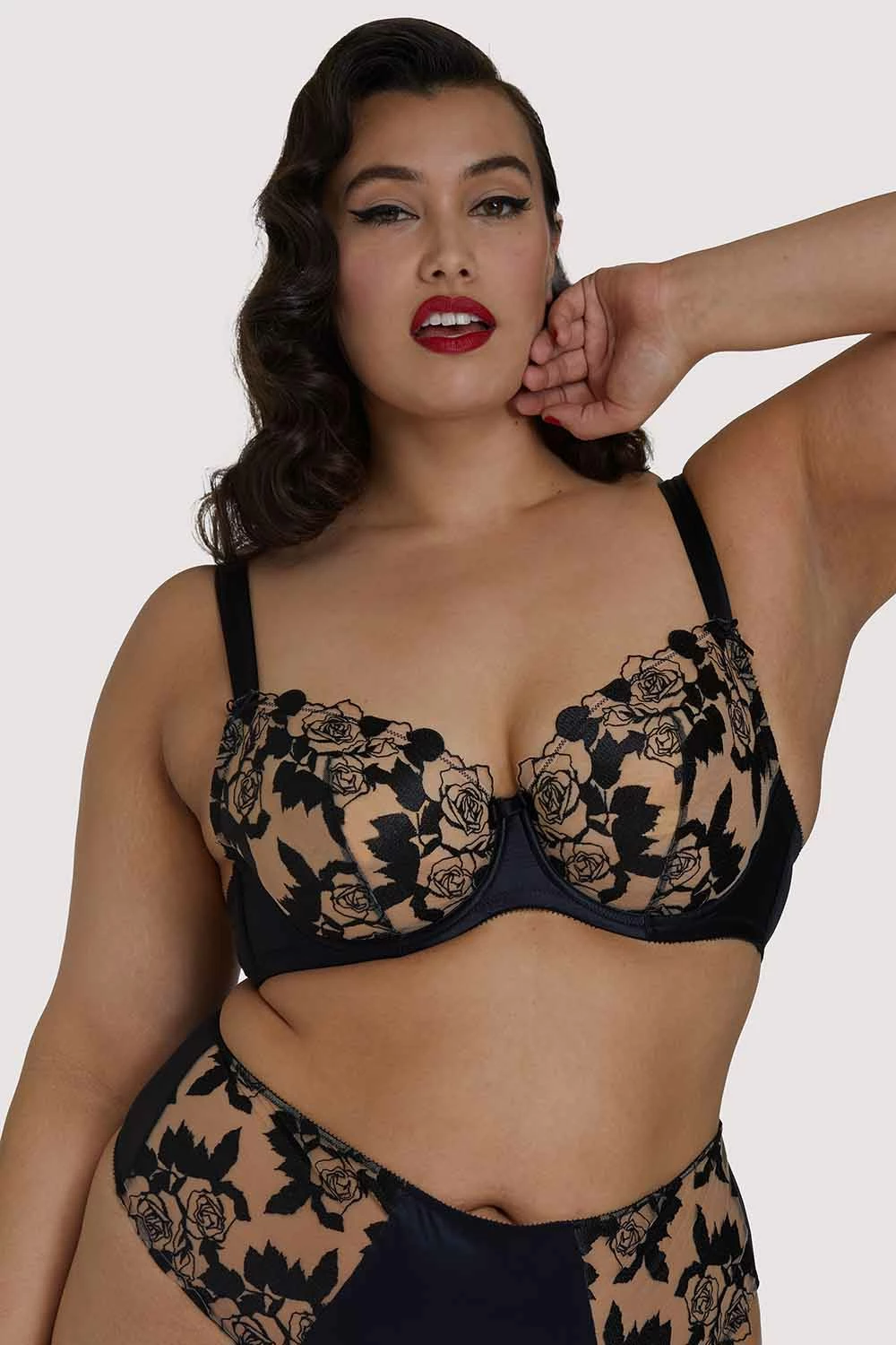 Cheapest ๐ Dita Von Teese Lingerie Rosabelle Curve Bra New In Bras ๐ 2 Dita Von Teese Lingerie Rosabelle Curve Bra New In Bras