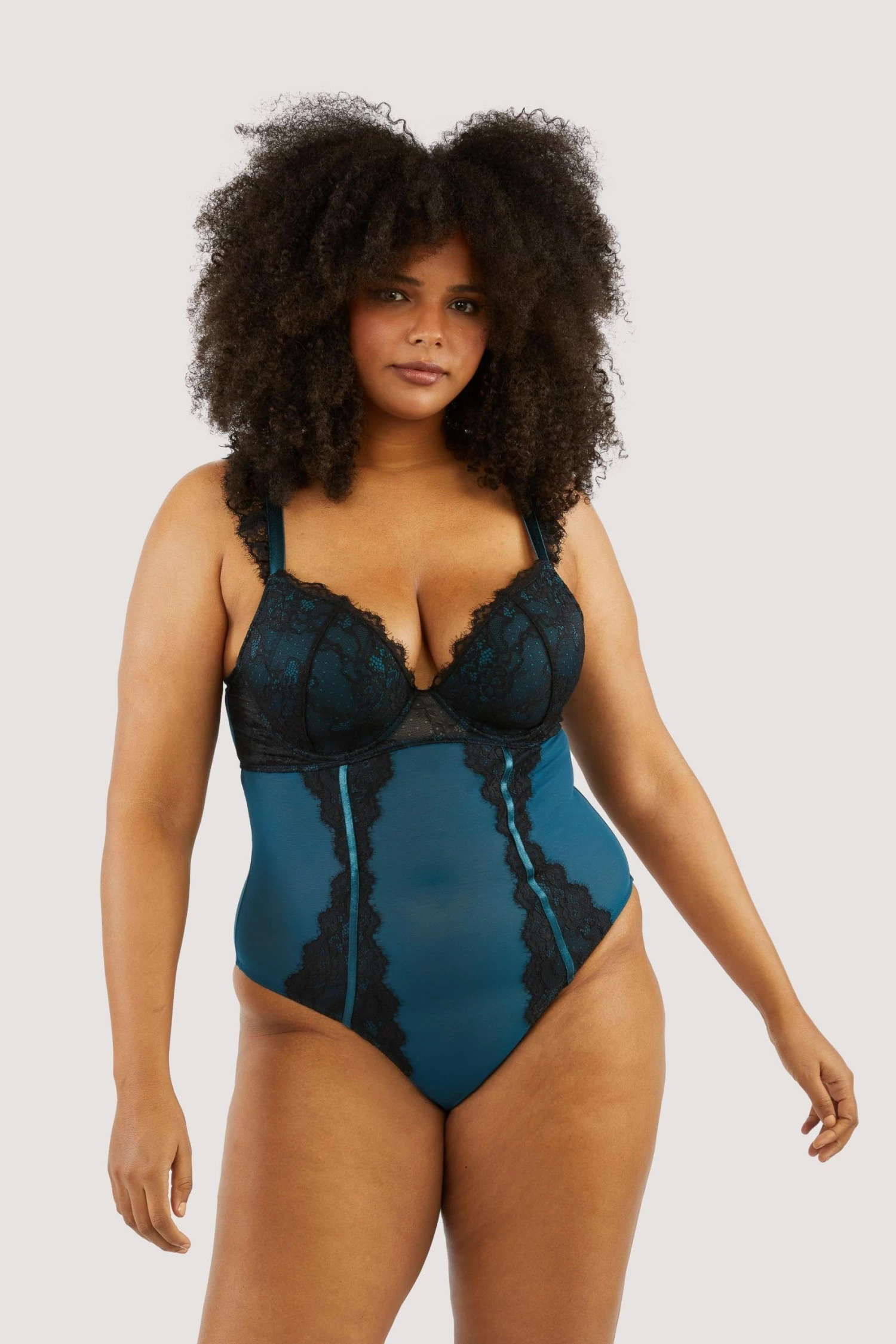 Promo ⭐ FFFB X PP New In Persephone Teal And Black Wired Lace Body ✨ 3 FFFB X PP New In Persephone Teal And Black Wired Lace Body