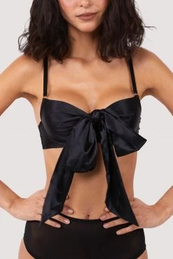 Kiss Me Deadly Yva Black Bow Front Bra