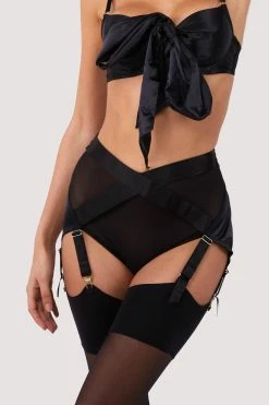 Kiss Me Deadly Kestosque Black Suspender / Garters Suspenders