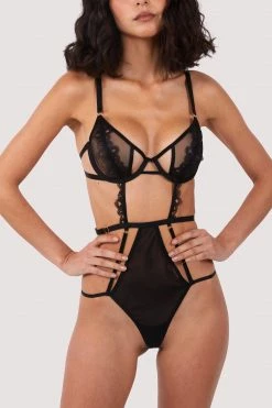 Wolf & Whistle New In Rylee Black Wired Cut Out Body
