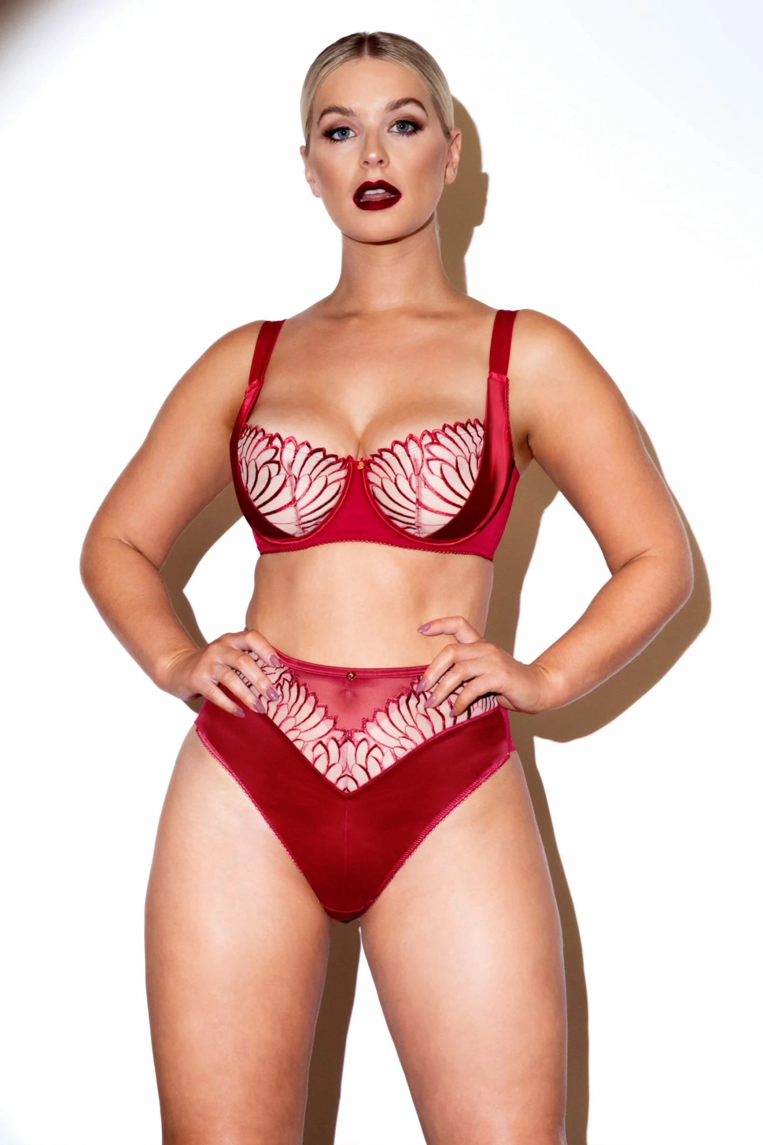 Buy ✔️ Scantilly By Curvy Kate Fallen Angel Red Balcony Bra Bras 👍 7 Scantilly By Curvy Kate Fallen Angel Red Balcony Bra Bras