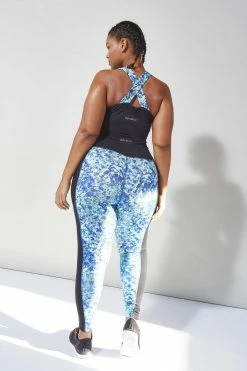 Wolf & Whistle Curve Abstract Leggings