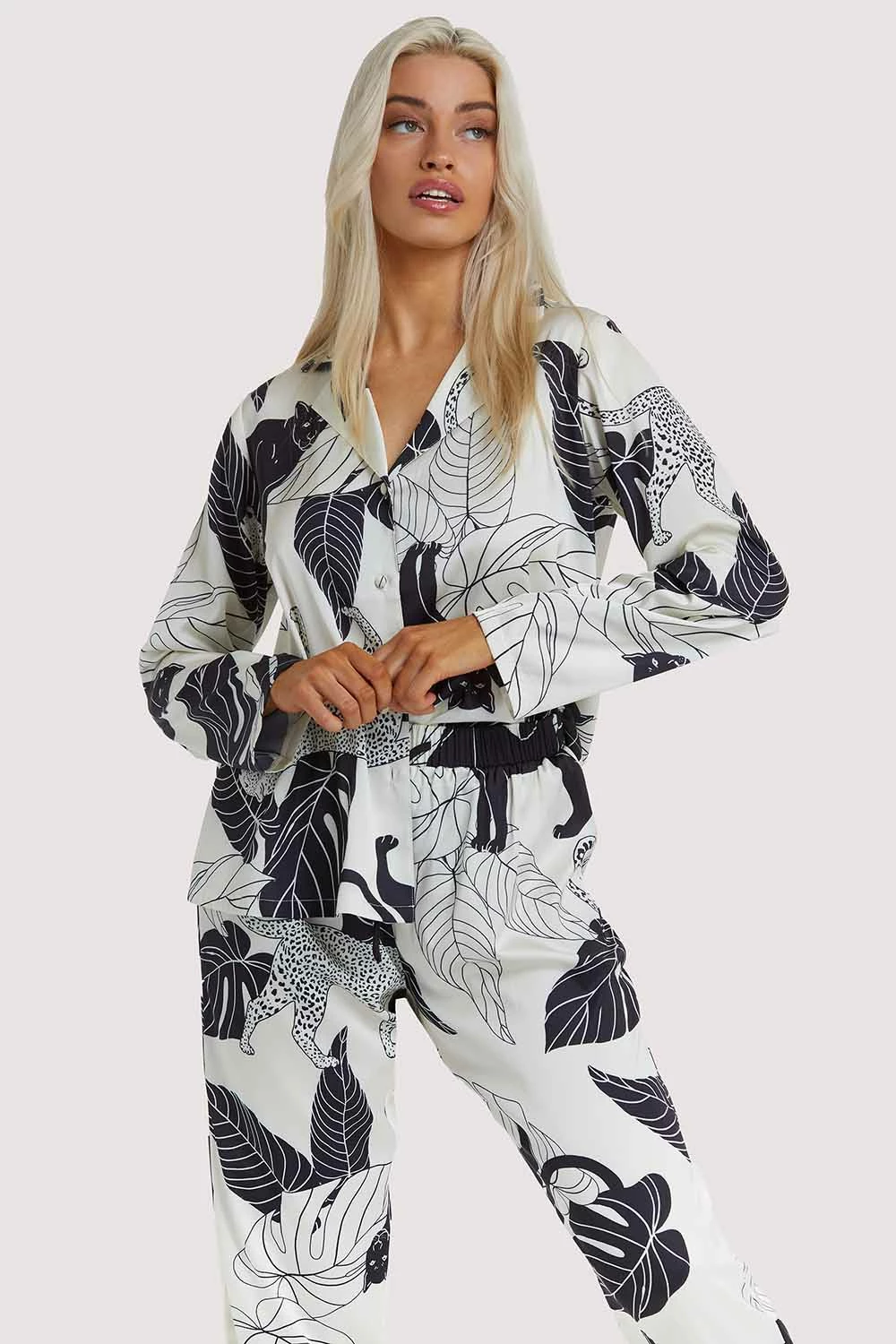 Wholesale ๐งจ Wolf & Whistle Panther Print Satin Pyjama Set Nightwear ๐ 1 Wolf & Whistle Panther Print Satin Pyjama Set Nightwear
