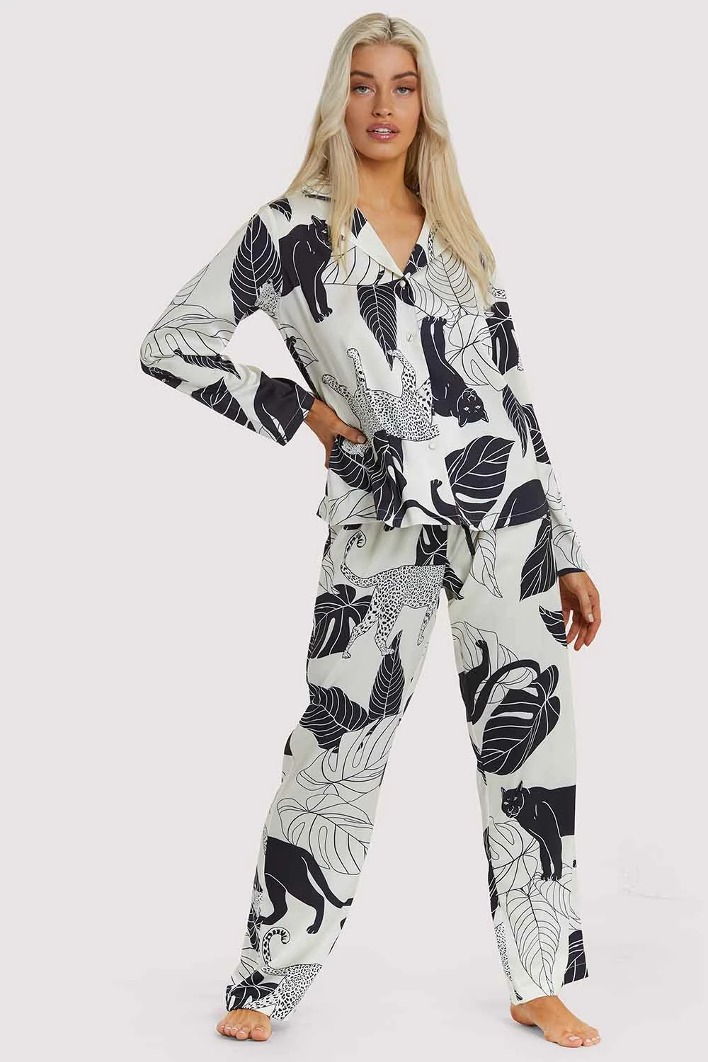 Wholesale ๐งจ Wolf & Whistle Panther Print Satin Pyjama Set Nightwear ๐ 3 Wolf & Whistle Panther Print Satin Pyjama Set Nightwear