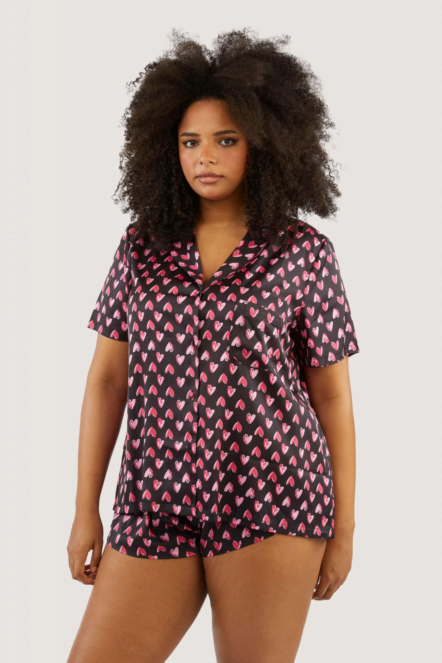 Budget ✨ Wolf & Whistle Heart Print Satin Pyjama Set Nightwear ✔️ 4 Wolf & Whistle Heart Print Satin Pyjama Set Nightwear