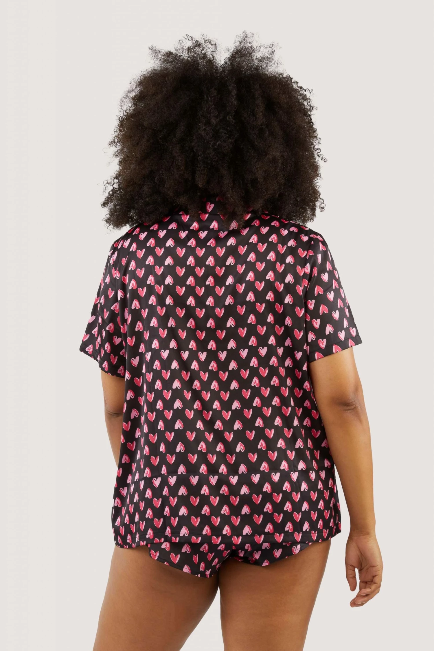 Budget ✨ Wolf & Whistle Heart Print Satin Pyjama Set Nightwear ✔️ 5 Wolf & Whistle Heart Print Satin Pyjama Set Nightwear