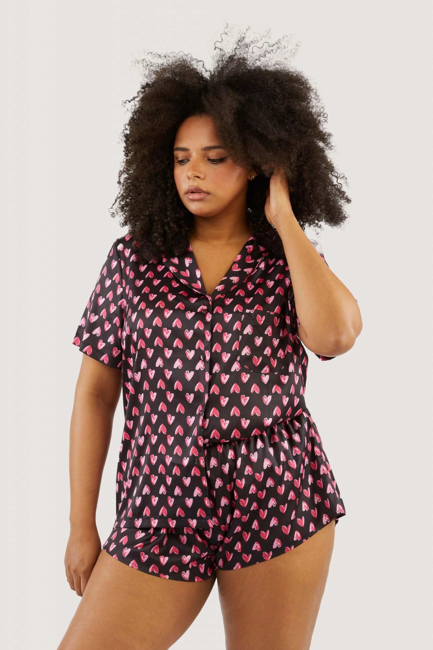 Budget ✨ Wolf & Whistle Heart Print Satin Pyjama Set Nightwear ✔️ 7 Wolf & Whistle Heart Print Satin Pyjama Set Nightwear