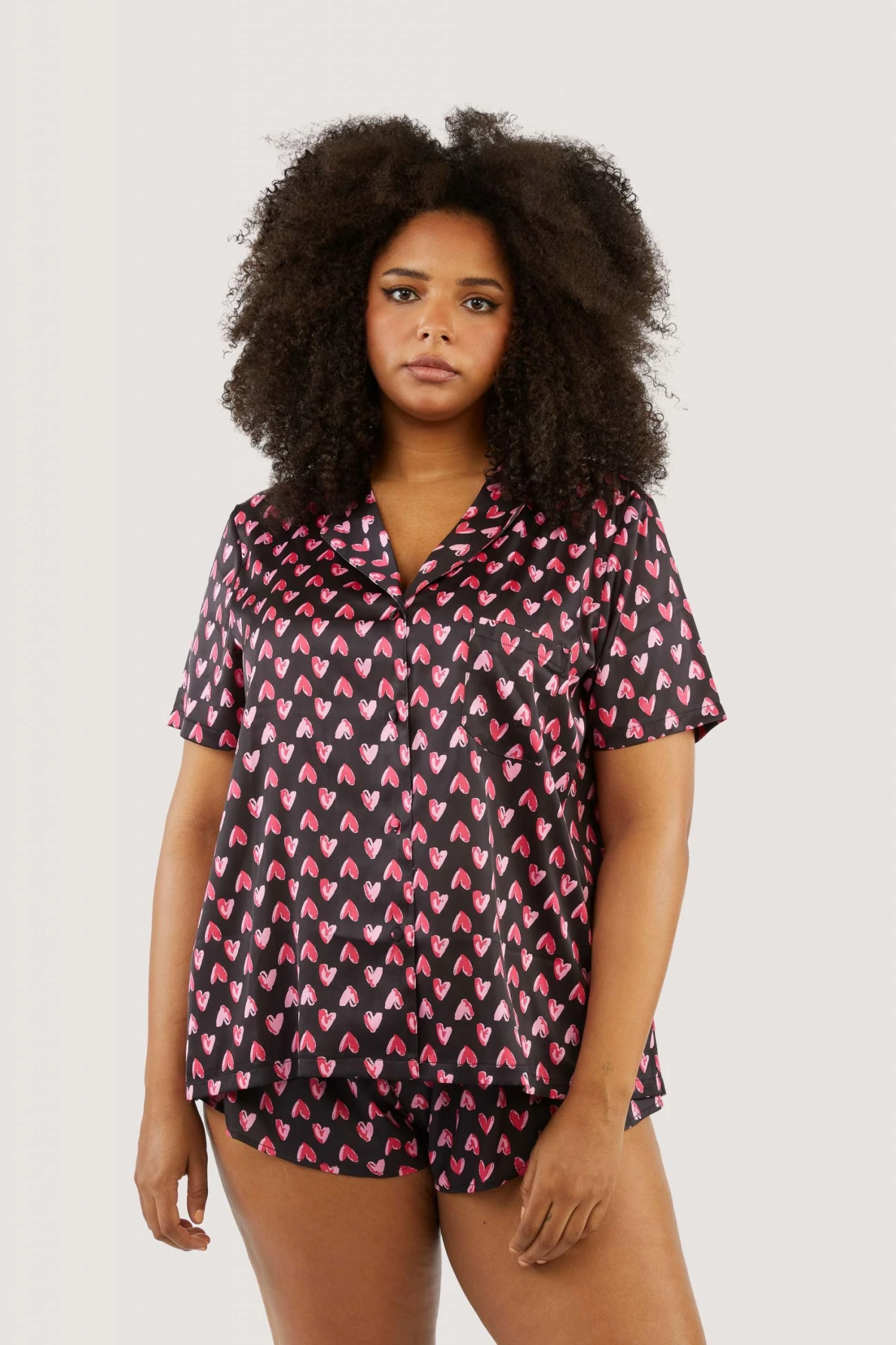 Budget ✨ Wolf & Whistle Heart Print Satin Pyjama Set Nightwear ✔️ 6 Wolf & Whistle Heart Print Satin Pyjama Set Nightwear