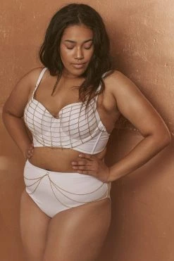 Wolf & Whistle Goldie White High Waist Bikini Brief With Removable Chain Curve Knickers