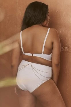 Top 10 ✔️ Wolf & Whistle Goldie White High Waist 👙 Bikini Brief With Removable Chain Curve Knickers ⭐ 6 Wolf & Whistle Goldie White High Waist Bikini Brief With Removable Chain Curve Knickers