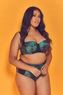Wolf & Whistle Palm Underwired Bikini Top Curve
