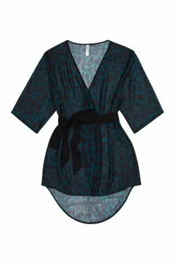 Wolf & Whistle Khaki Giraffe Beach Kimono