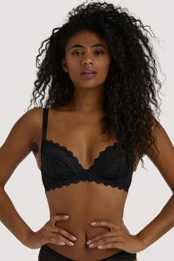 Wolf & Whistle Ariana Black Everyday Lace Bra