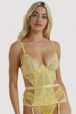 New 🎁 Wolf & Whistle Paola Lemon Lace Basque 💯 8 Wolf & Whistle Paola Lemon Lace Basque