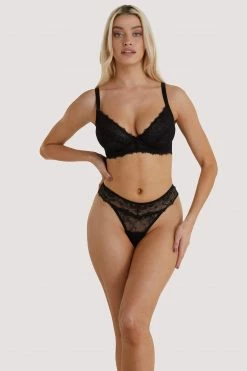 Wolf & Whistle Ariana Black Everyday Plunge Bra