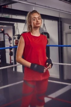 Wolf & Whistle Activewear Cotton Knot Front Vest Red